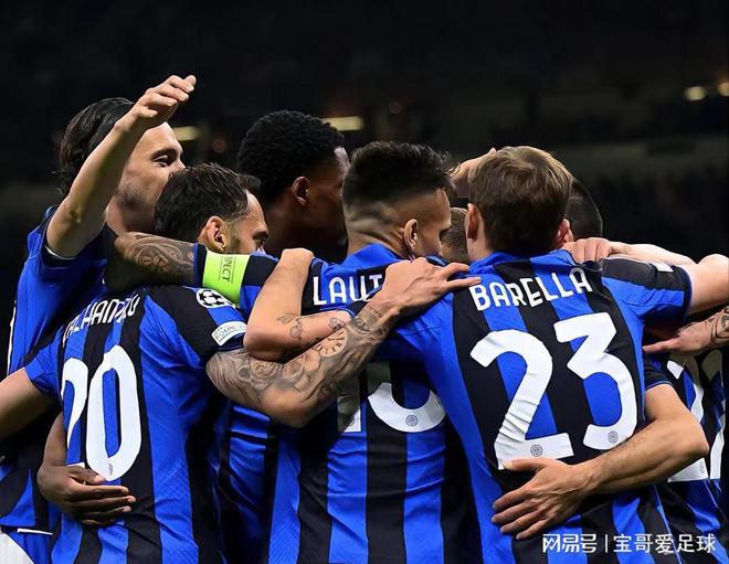 不少乒乓球 不少乒乓球