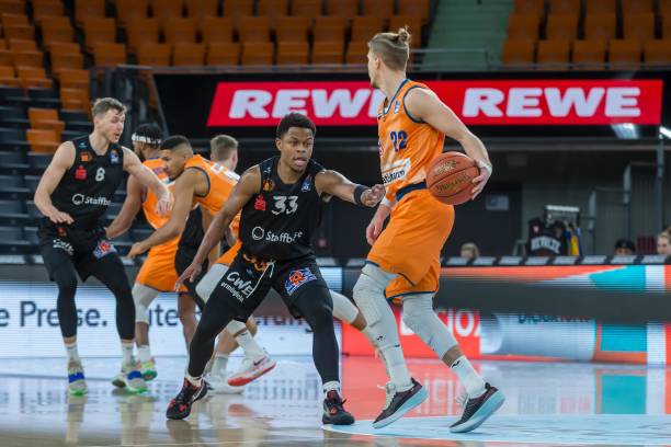 队协作的完 队协作的完